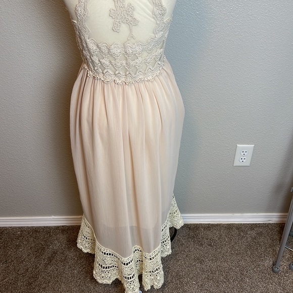 Audrey 3+1 crochet and chiffon dress, Wm’s Sz medium - Picture 7 of 7